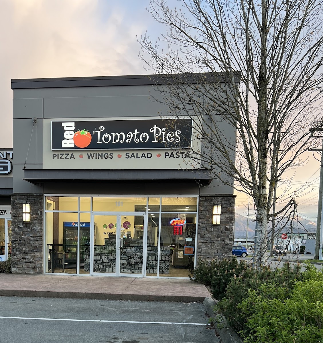 Red Tomato Pies
